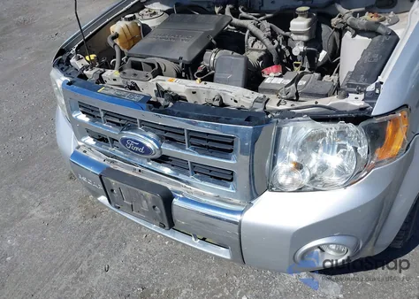 2012 Ford Escape Limited z USA, uszkodzony, nr VIN 1FMCU9EG8CKC48643